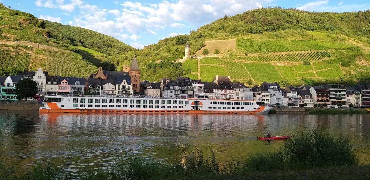 Mosel-Appartements Nehren Zell an der Mosel Exteriör bild