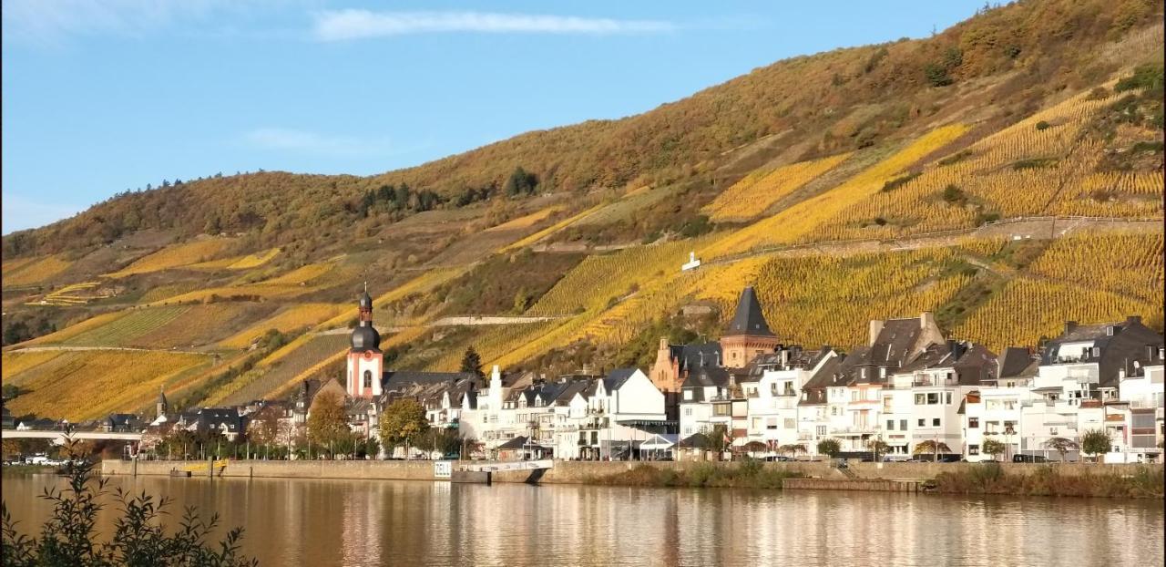 Mosel-Appartements Nehren Zell an der Mosel Exteriör bild
