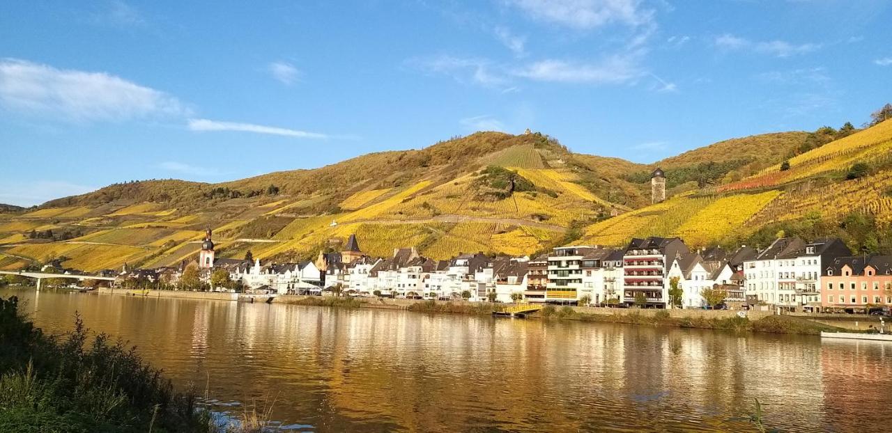 Mosel-Appartements Nehren Zell an der Mosel Exteriör bild